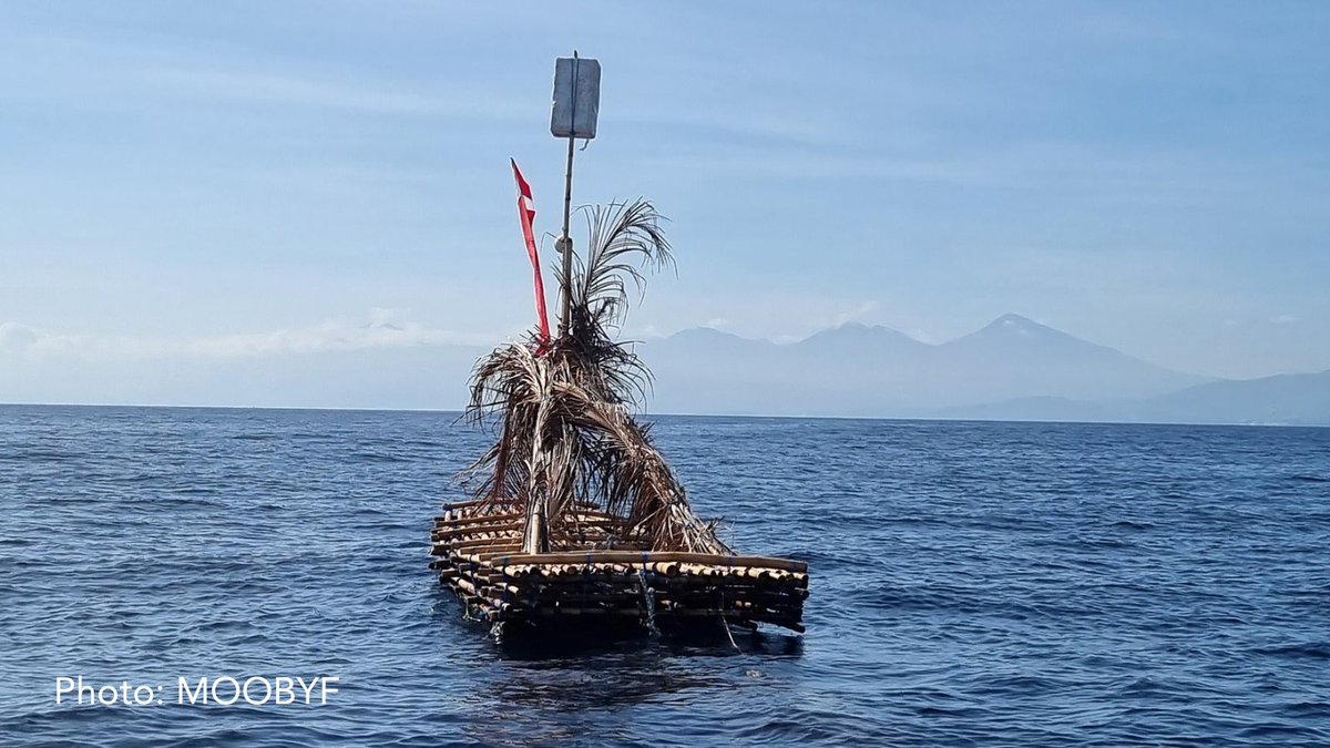 LeibnizZMT's tweet photo. ππ’ The #MOOBYF project is using fish aggregating devices (FADs) to monitor #biodiversity in the Indian Ocean. Collaborating with local fishers the researchers want learn more about pelagic #ecosystems and biodiversiy in the open ocean. https://t.co/OmJMeuxL2N #CitizenScience https://t.co/rA67yDkEA2