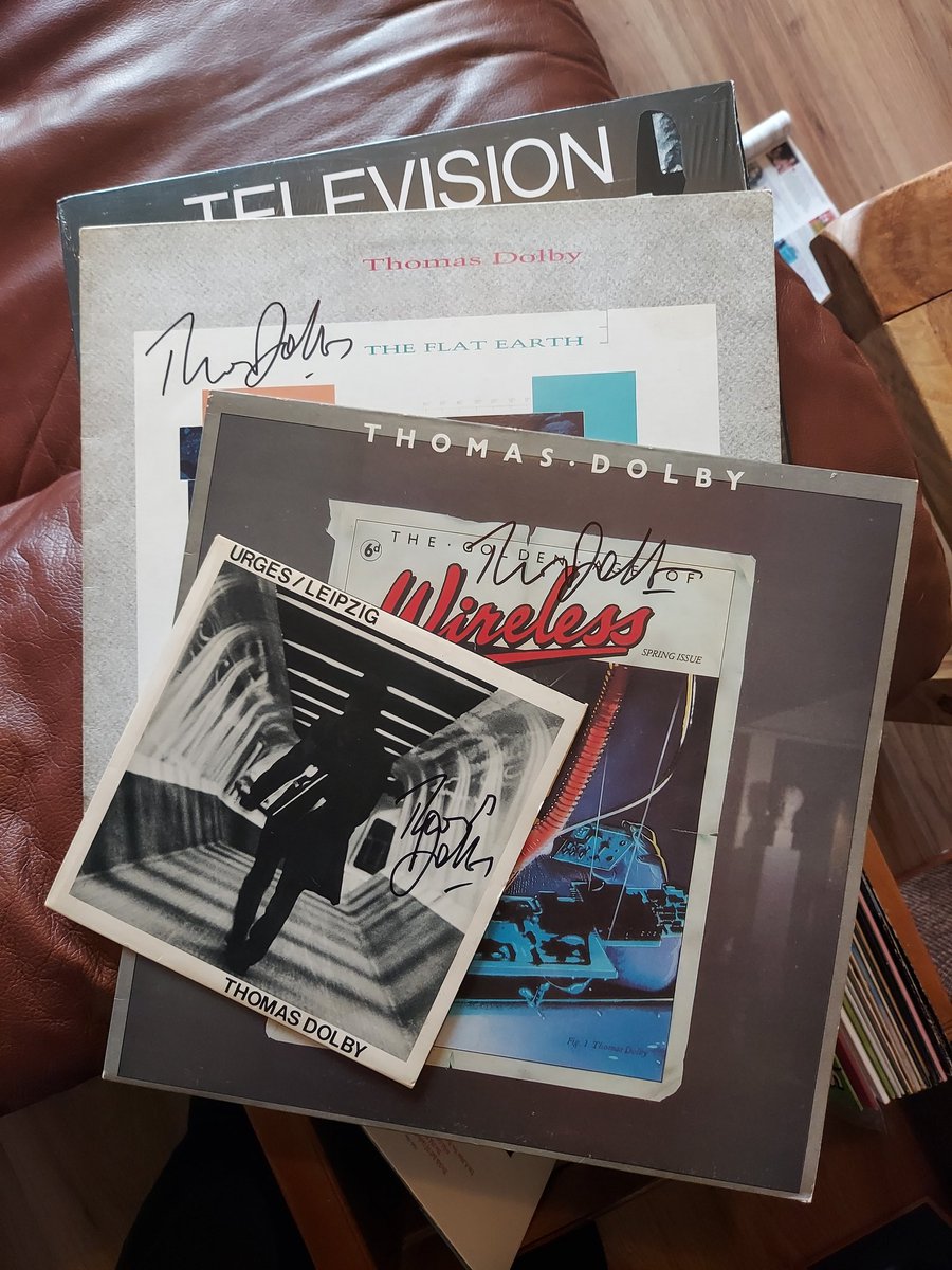 TheSlyCat80's tweet photo. @memorialdevice @ThomasDolby Great to see him live in Glasgow last week. Very kindly signed a few records for me. https://t.co/xVKsYveVOH
