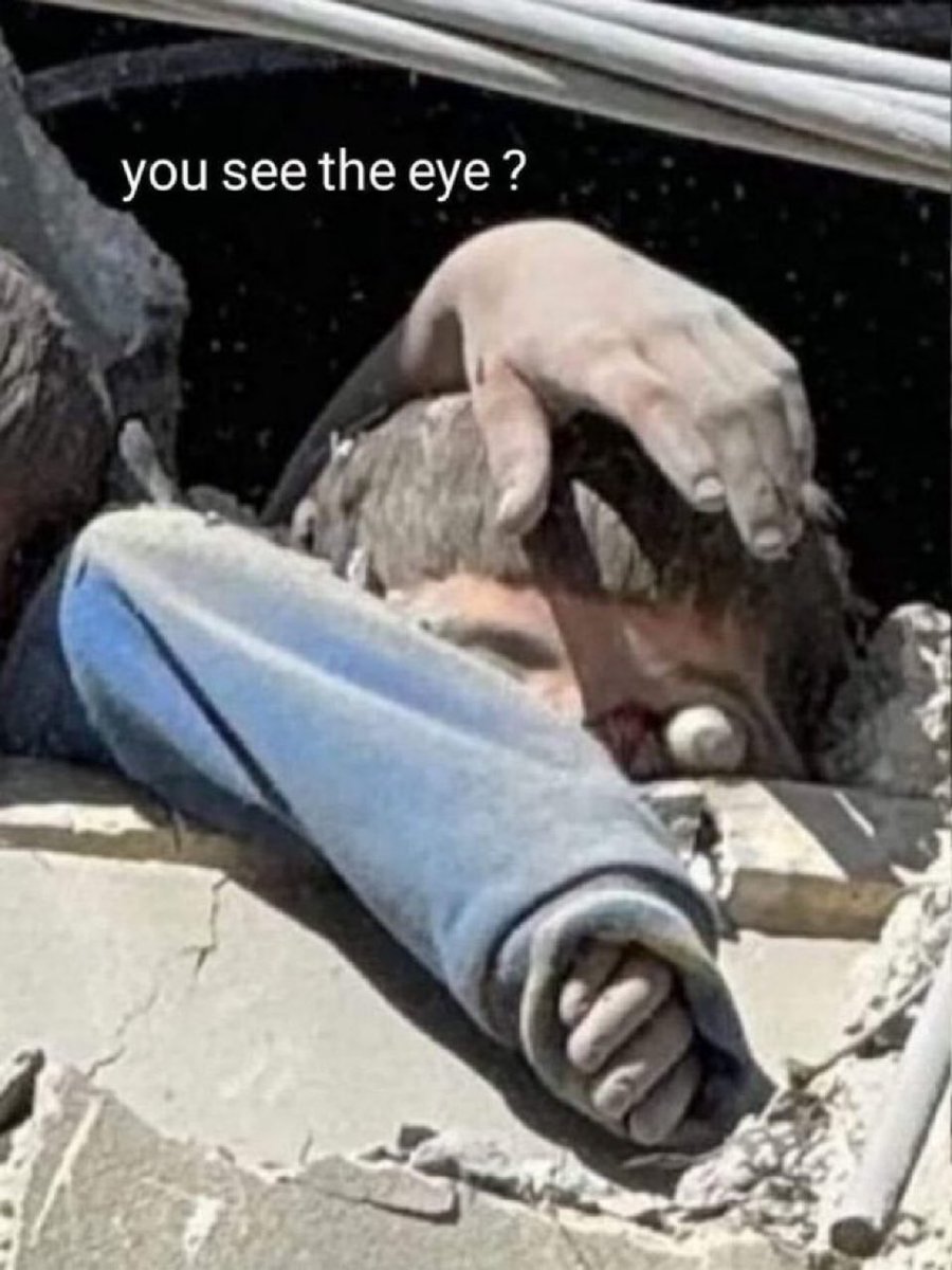 أعلم بأن المشاهد صعبة جداً

وقاسية جدا

ولكن يجب نشرها ، يجب أن لا نغمض أعيننا عنها!!!