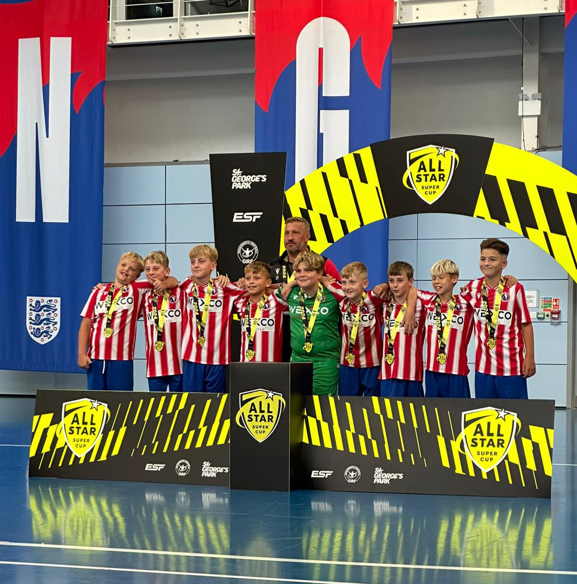 Dorking Wanderers Academy tweet media