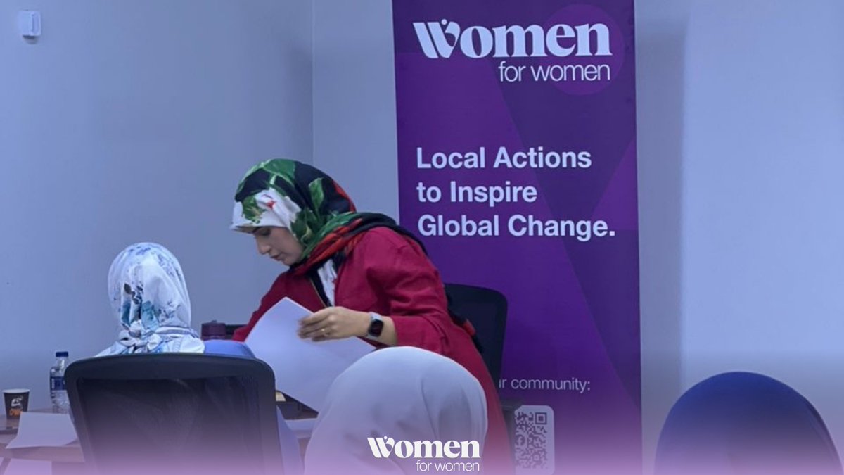 womenforwomenly's tweet photo. يوم مميز في #سبها 💜
سعدنا بتنفيذ ورشة عملنا الأولى في المدينة وسط حضور رائع من السيدات الطموحات، ونتطلع للمزيد من الجلسات القادمة. 

الشكر موصول للأستاذة منار على عطائها الغير متناهي، وفريق عمل @eylyesspace لحسن استضافتهم وتعاونهم ✨ https://t.co/E8RBI5sh63