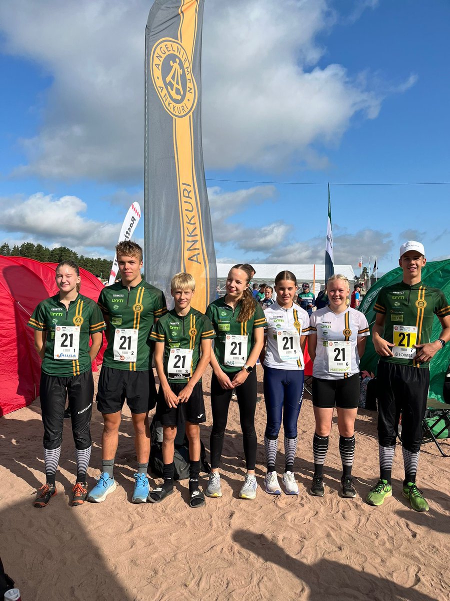 AngAnkkuri's tweet photo. Viikonloppuna Alastarolla suunnistettiin Nuorten Jukola ja valtakunnallinen Kompassi-kisa. Ankkurilla oli mukana ennätysmäärä, peräti 5 täyttä NuJu-joukkuetta!💚💛 

Sijoitukset 19, 24, 76, 114 ja 145.⚓️📈

Kaikille siis hyväksytty tulos, hyvää oppia ja ikimuistoisia kokemuksia! https://t.co/UUW1nTtnTU