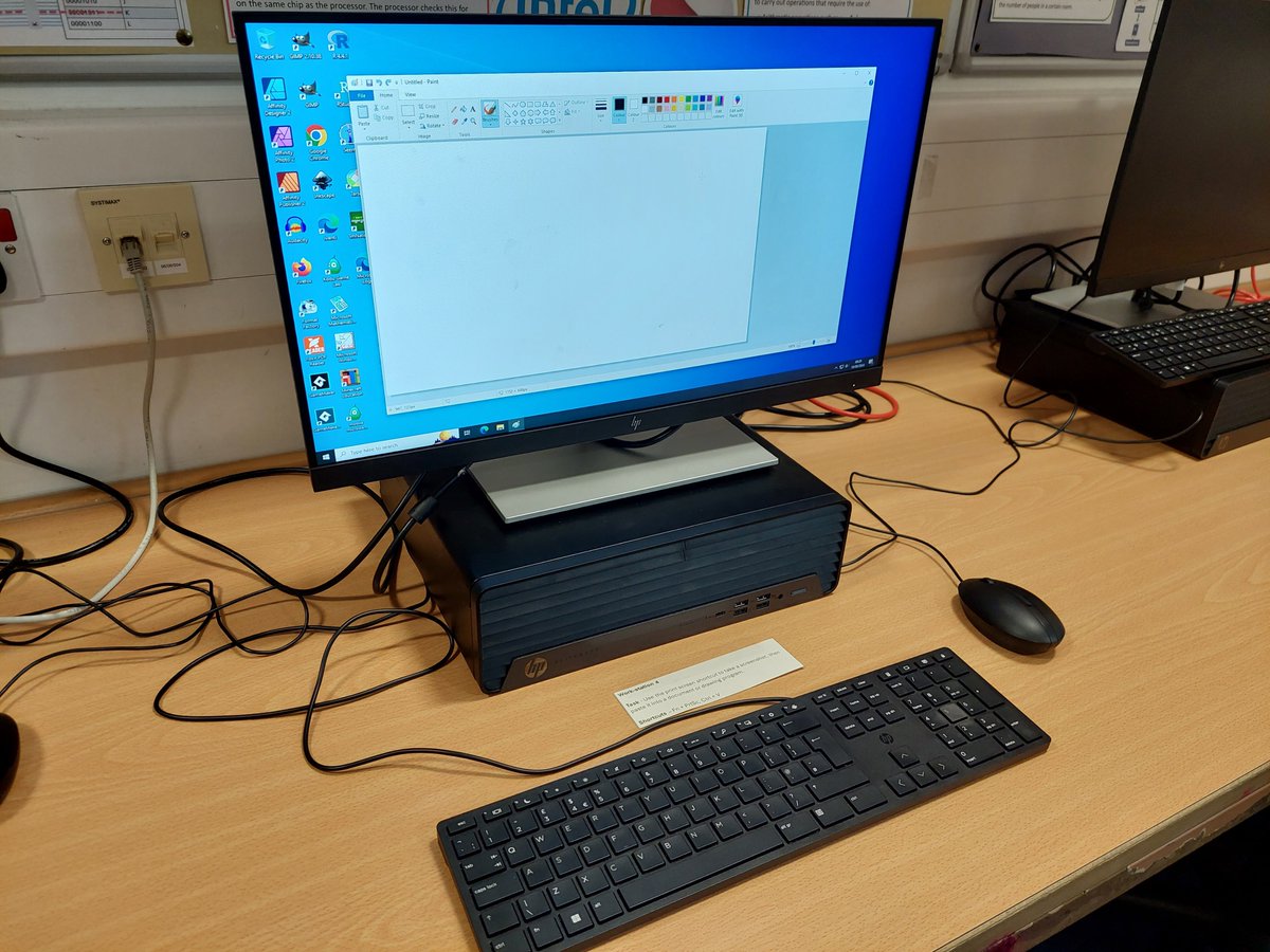 FHSComputingClub tweet media