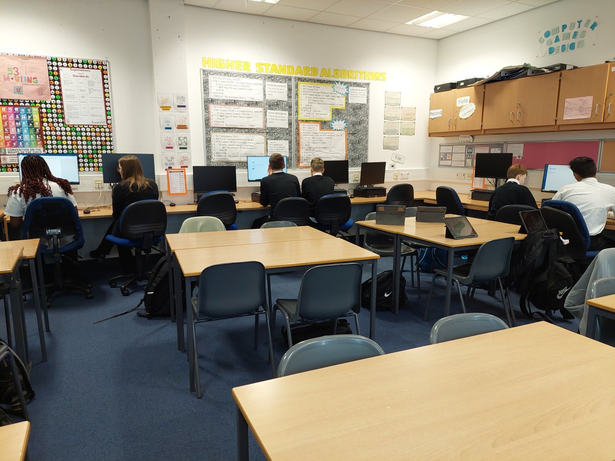 FHSComputingClub tweet media