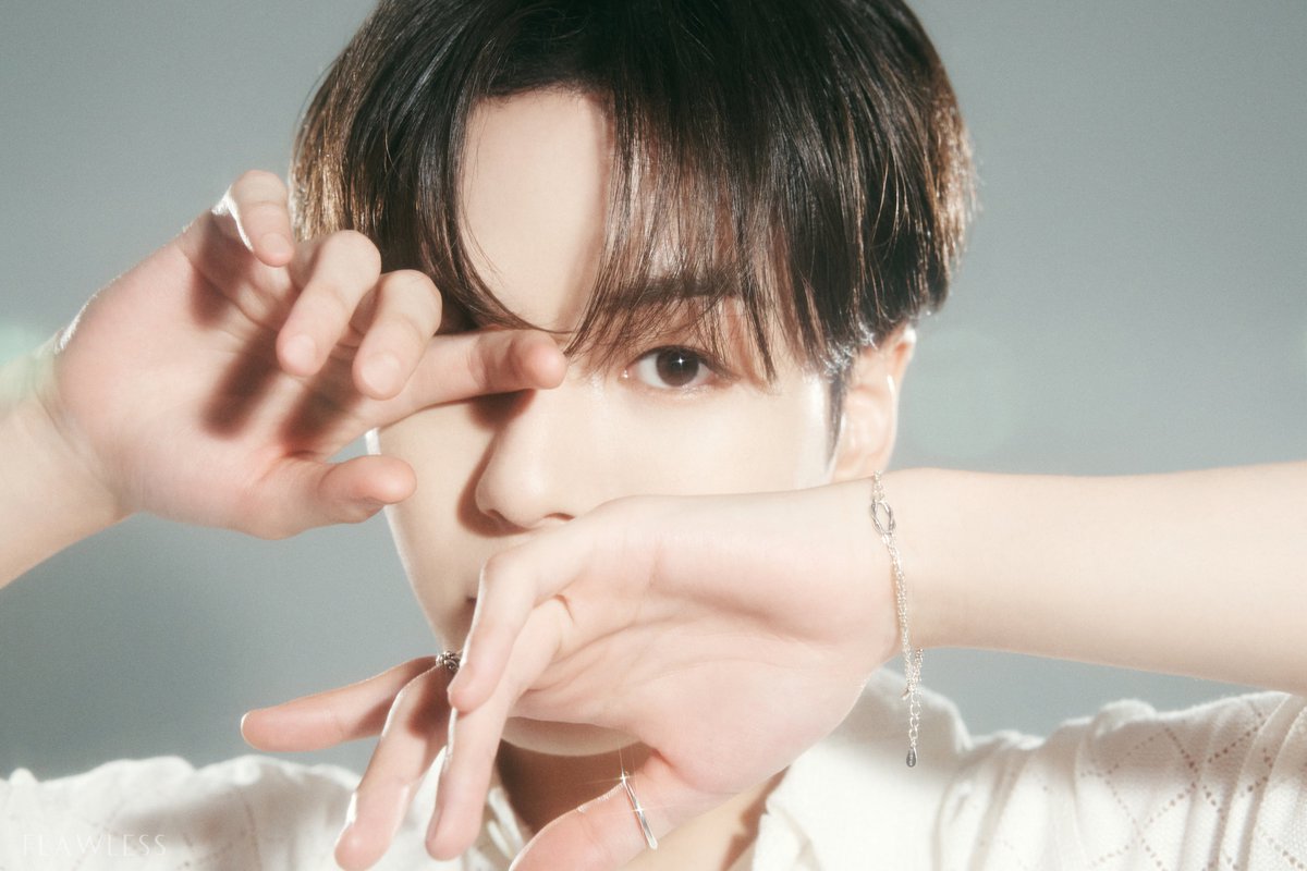 with_flawless's tweet photo. #FLAWLESS X #TREASURE

🔗 https://t.co/AQwsYRr05E

Adore Every glow: The True TREASURE Within

📆~ 9.8 23:59 (KST)

#윤재혁 #YOONJAEHYUK
@ygtreasuremaker @treasuremembers https://t.co/hlKmqz00HR