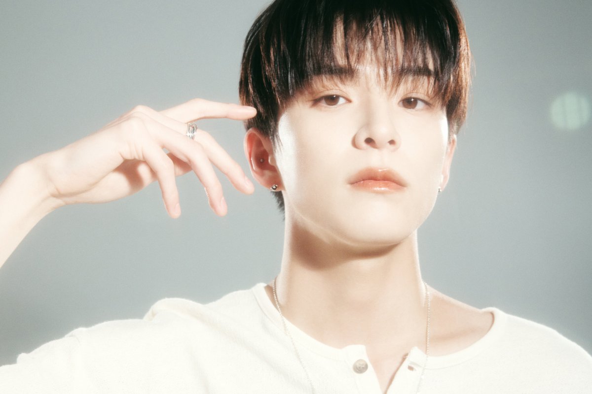 with_flawless's tweet photo. #FLAWLESS X #TREASURE

🔗 https://t.co/AQwsYRr05E

Adore Every glow: The True TREASURE Within

📆~ 9.8 23:59 (KST)

#아사히 #ASAHI
@ygtreasuremaker @treasuremembers https://t.co/0Bgj4uqYgd