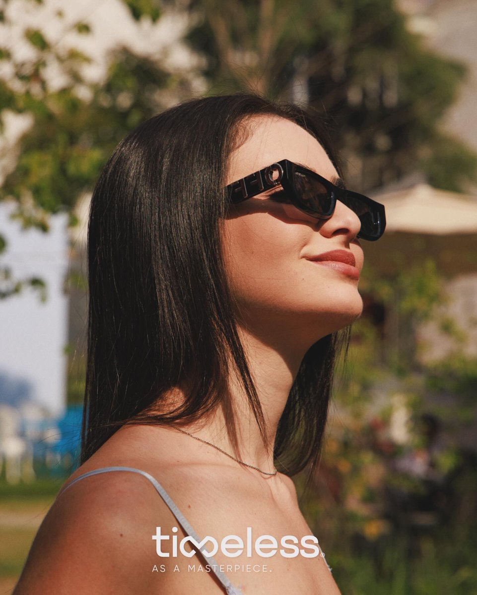 TimelessAl2022's tweet photo. Define Your Own Style 🕶️

Për të gjithë ata që duan te shkojnë përtej normave. Syzet Off-White nga Timeless janë krijuar per ata që nuk kane frike te definojnë stilin e tyre. #TimelessStyle #FashionForward

.

Timeless , As a masterpiece 

. 

https://t.co/2XFL5IRFnq https://t.co/5aqm5csYuy