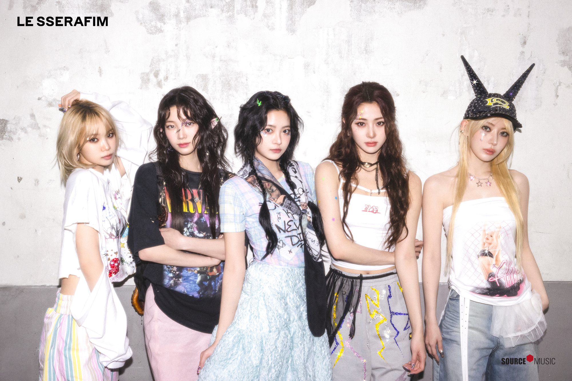 LE SSERAFIM on X: "LE SSERAFIM 4th Mini Album 'CRAZY' TRAILER Photo Sketch  (Twinkle Ver.) (https://t.co/kImiMEbEvJ) #LE_SSERAFIM #르세라핌  #LE_SSERAFIM_CRAZY https://t.co/gxuklizX38" / X