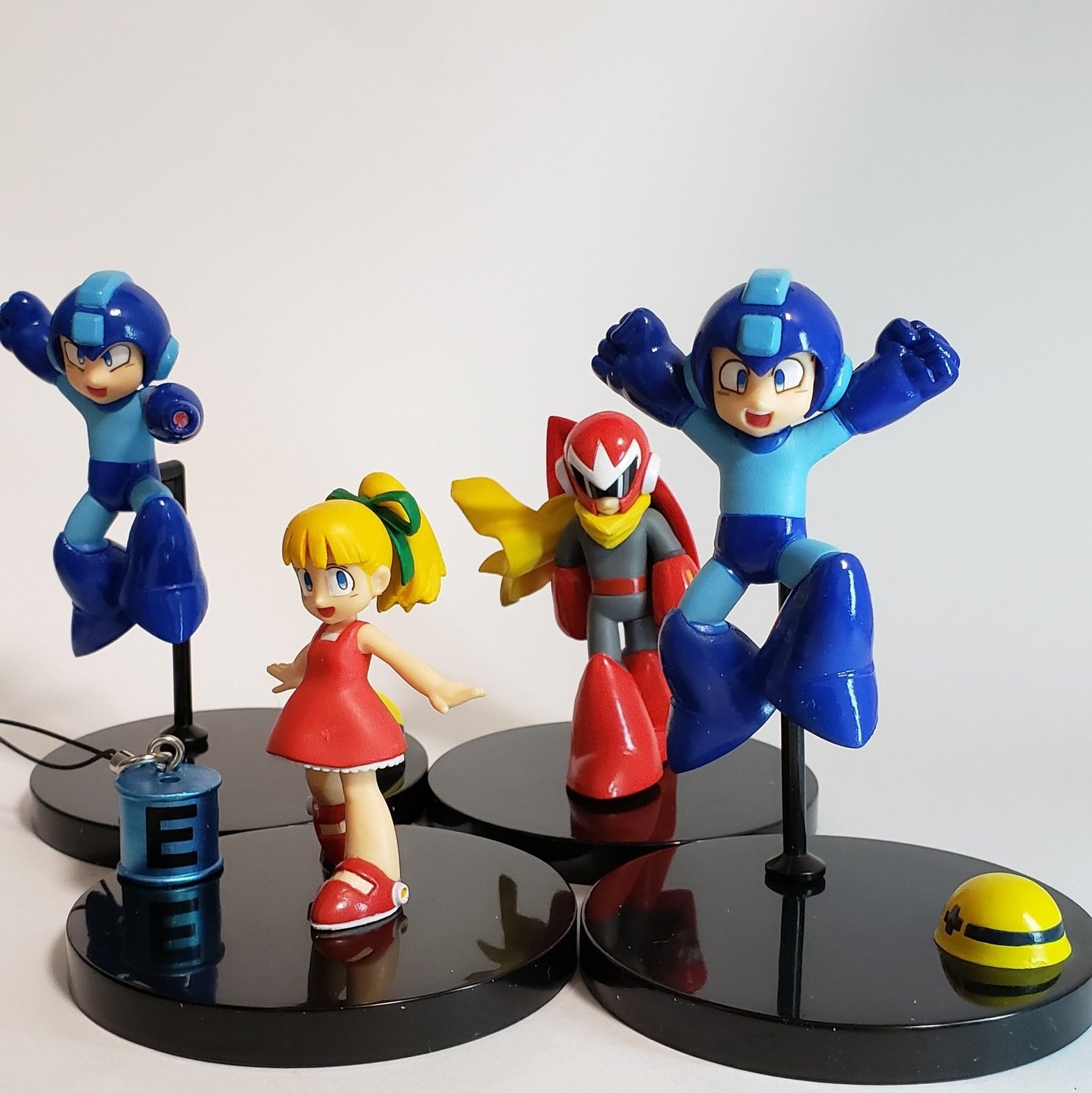 内袋未開封　ロックマン　超造形魂 12箱　開封済　フルコンプ　megaman 超造形魂 ロックマン | 魂ウェブ