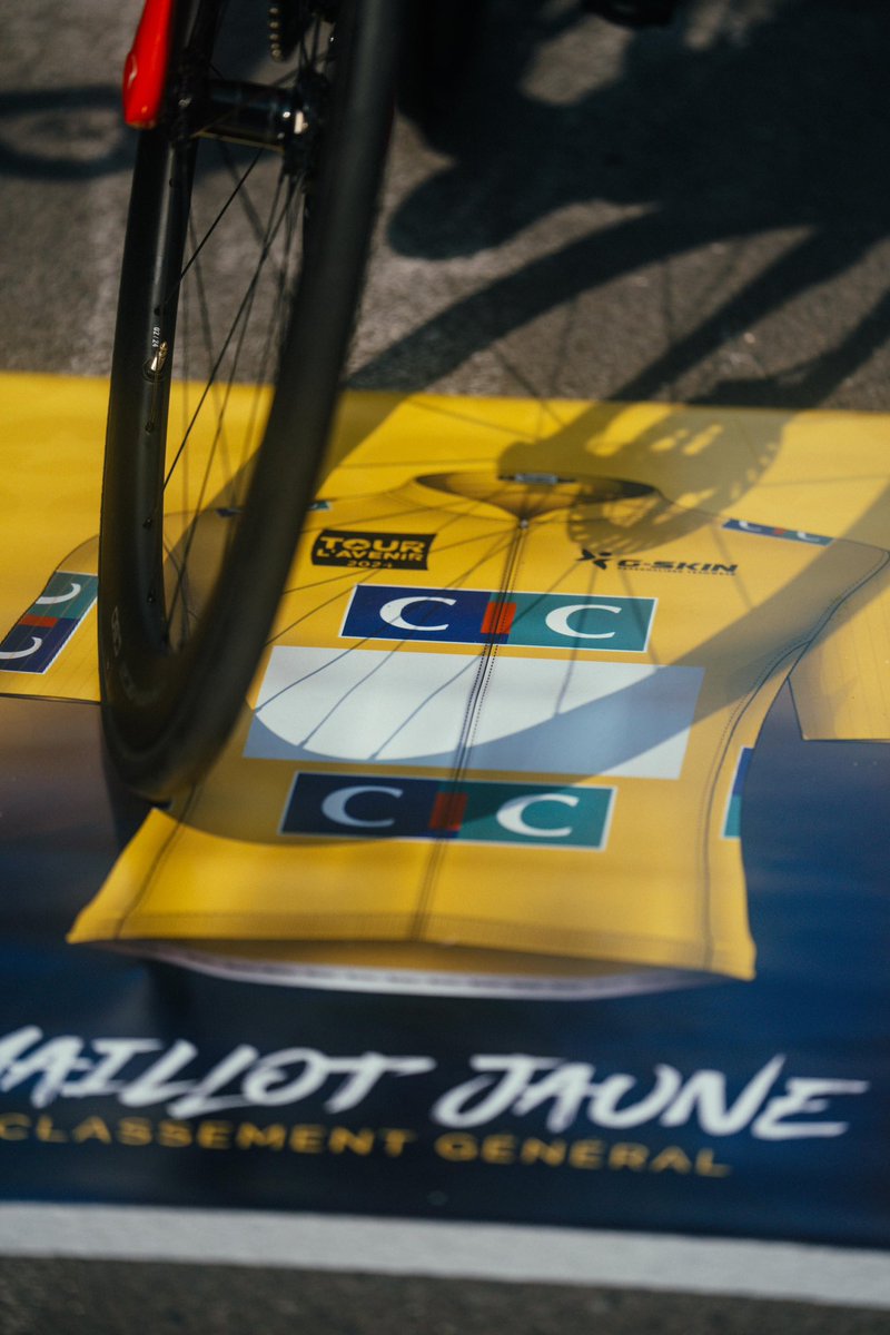 Tour de l'Avenir tweet media