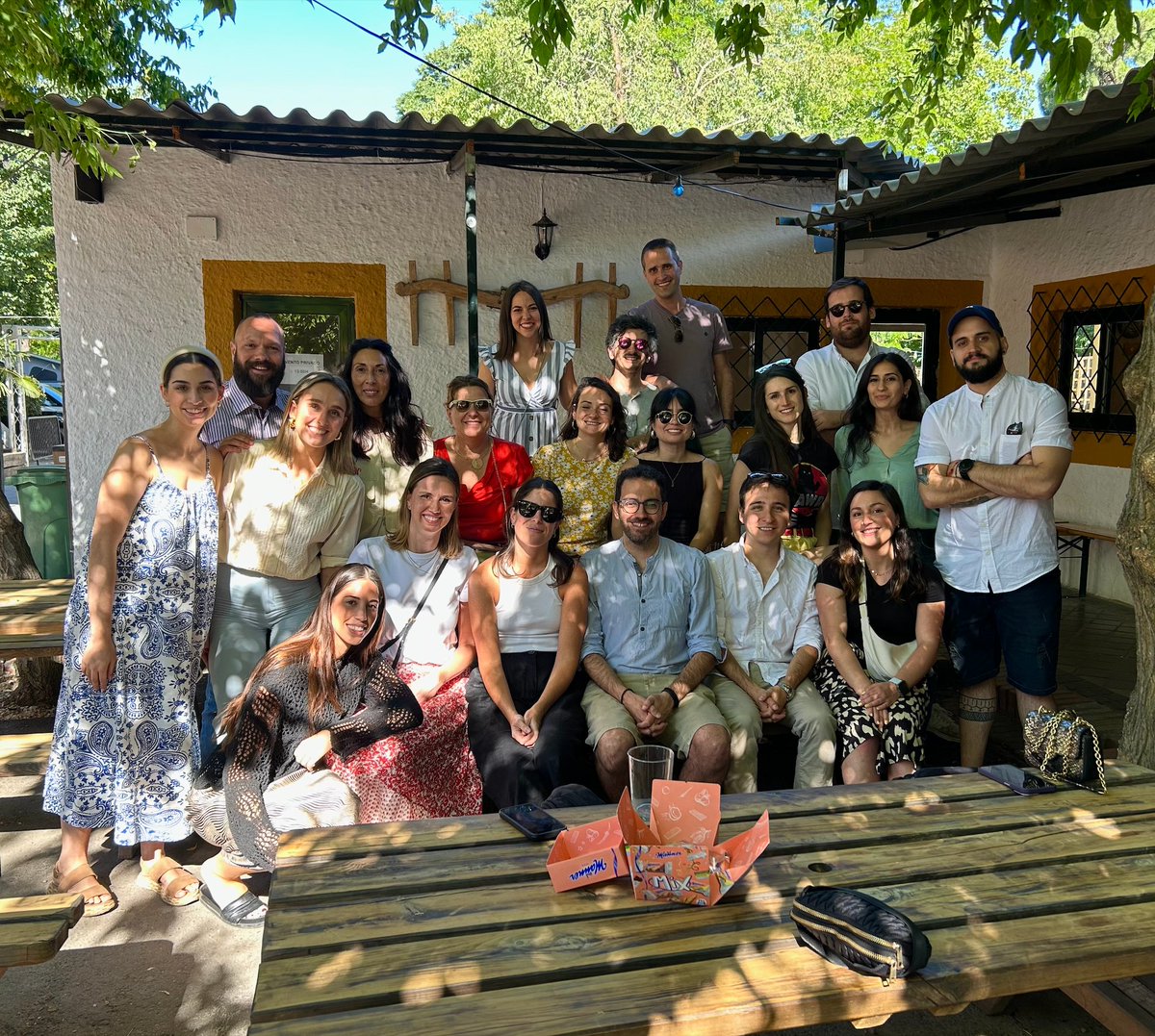 Here’s to #SummerDays and #TeamSpirit! A little #TBT to the sunny moments that keep us motivated.🤝☀️