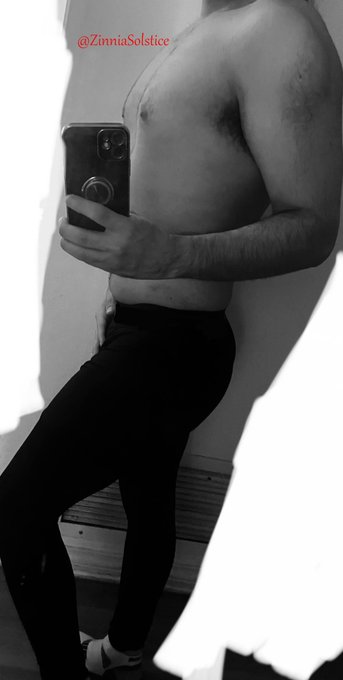 Tiring last couple weeks - lots of work &amp; the nerve damage causing near-constant pain at times but we<a href="/tag/nsfw"class="tags"><span>#nsfw</span></a><a href="/tag/nsfwtwt"class="tags"><span>#nsfwtwt</span></a><a href="/tag/lewdtuber"class="tags"><span>#lewdtuber</span></a>