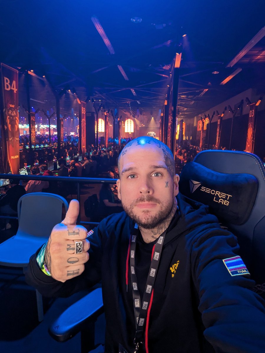 PandaTVoce's tweet image. ITS TIME
WE GOT A FREE EXTRA - THE WAR WITHIN EPIC EDITION TO GIVEAWAY FRIENDS 

As always thank you @Blizzard_ANZ for the hookup 

TO WIN 
🐼 FOLLOW ME 
🐼 RETWEET 
🐼 Let me know either your class or what you are excited for in TWW 

#wowyourway #worldofwarcraft