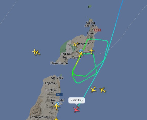 ¡Última hora!

Problemas en el el #aeropuerto  de #Lanzarote  debido a la Calima. Durante la última hora la visibilidad es reducida y varios vuelos han cancelado sus aterrizajes. Algunos están siendo redirigidos por los <a href="/controladores/">😉Controladores Aéreos 🇪🇸</a>  al Aeropuerto de #Fuerteventura .