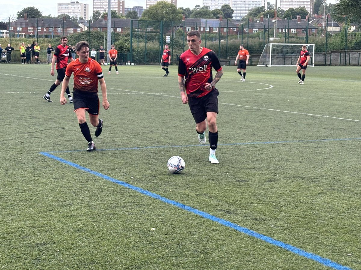 White_HartFC's tweet photo. A great win yesterday for The Hart as we beat Newcastle Mona 2-1 in a hard fought game.
Now we look to Thursday as we travel to Biddulph to face Barley Mow.
#UpTheHart
🔴⚫️ https://t.co/TkD9VSVGJy