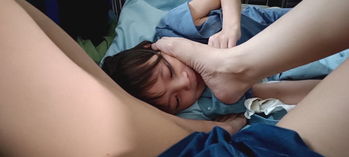 兒子一直說愛媽媽踩他
我問號？？？？？ https://t.co/10hrCsAoqZ