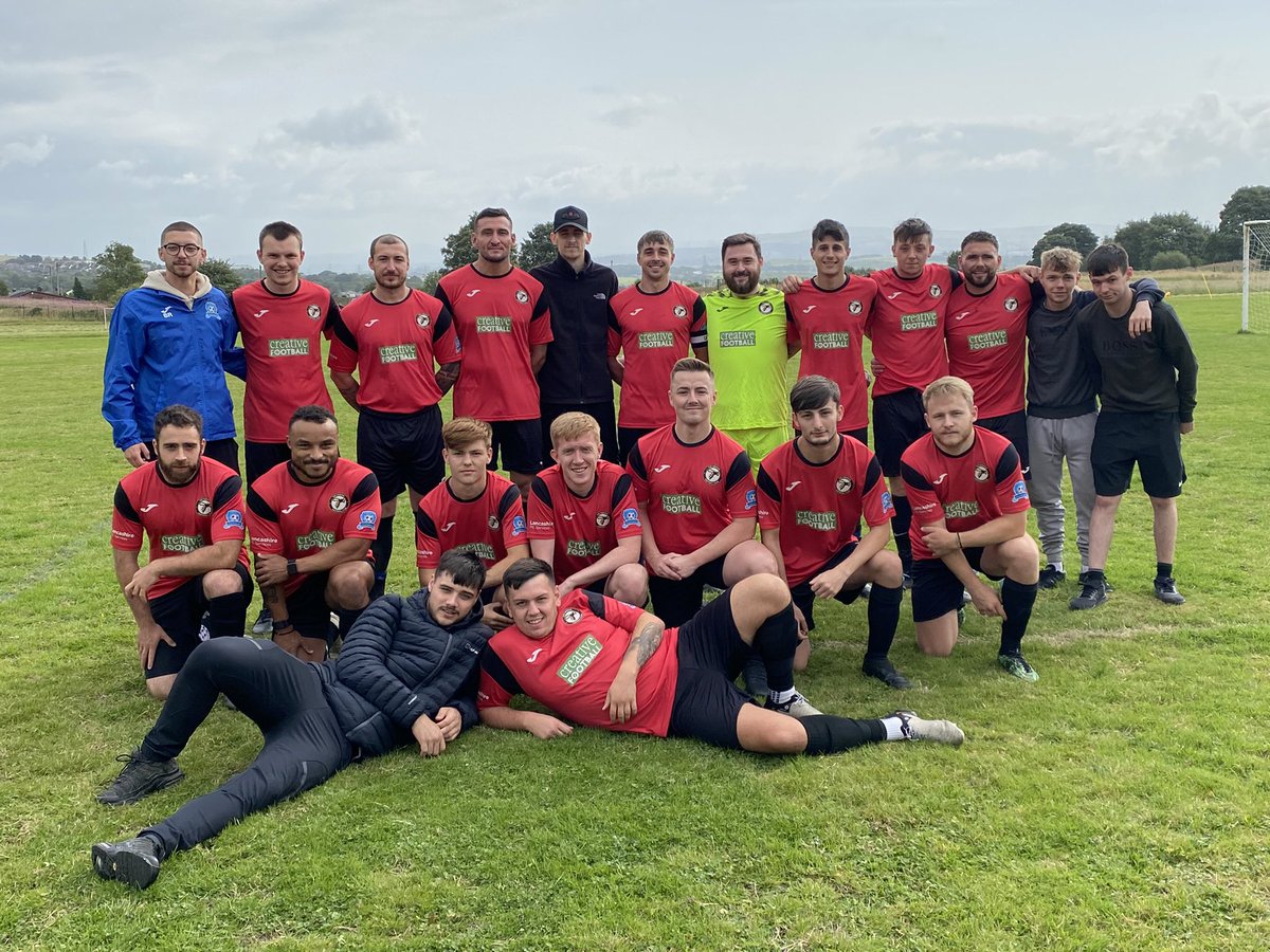 Our club🐝🖤💛