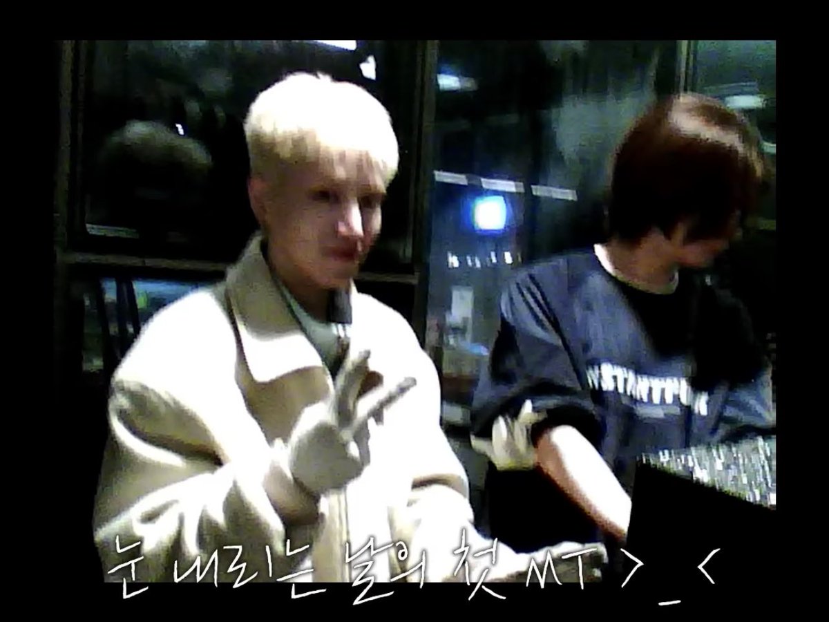 lee4xri3's tweet photo. 눈 내리는 날 https://t.co/zfkelITR91