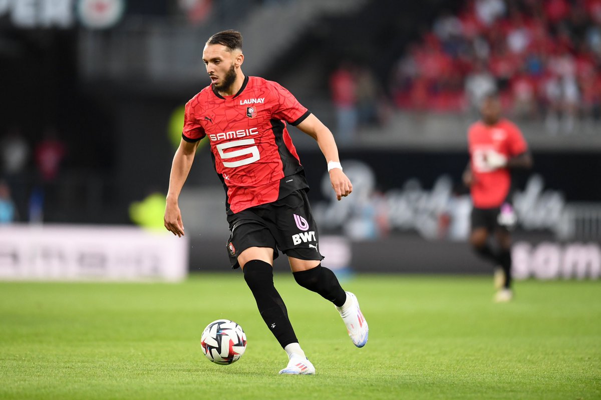 Amine Gouiri tweet media