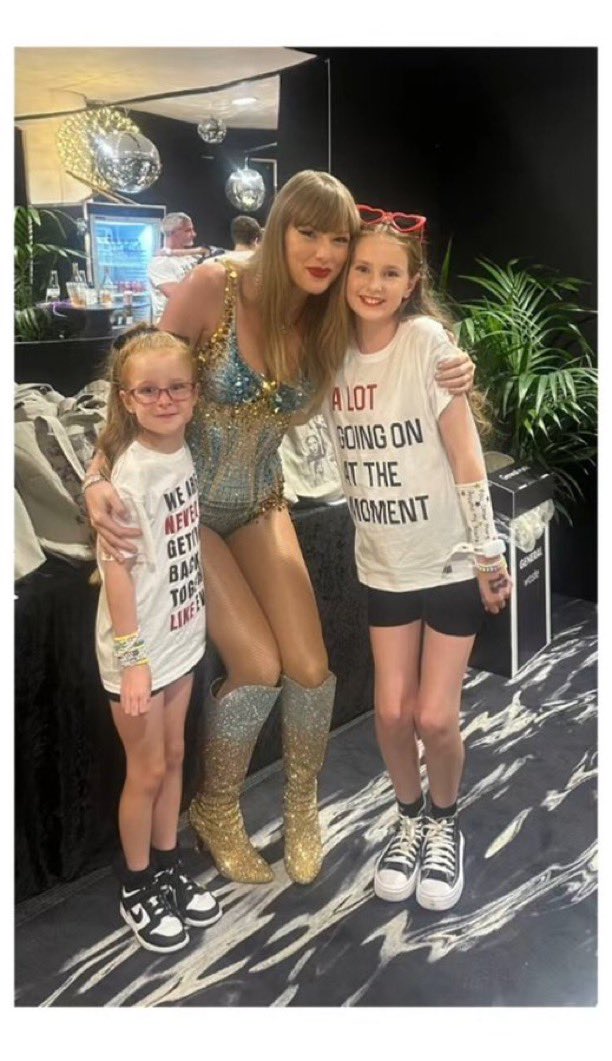 SwiftNYC's tweet photo. Taylor hosted and met with the affected Southport families at the Eras Tour last week in London 🤍 #TSTheErasTourLondon https://t.co/5evOJV95W1