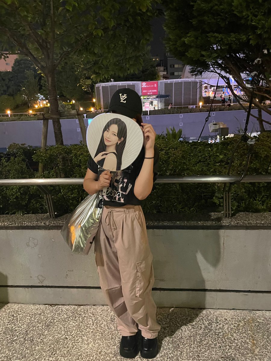 mi__bloom's tweet photo. 今回のパワーワードは「ナンパ、ダメ。ゼッタイ」
でした😂😂ほんとにセンスある

aespaのLIVEは初めて行ったんだけど男の子層多くて新鮮な感じで野球部の中にいる気分だった熱い感じ🤣👊🏻⚾️
#aespa 
#aespa_SYNK_PARALLELLINEinJAPAN 
#aespaATTokyoDome https://t.co/fyTDCYqOq1