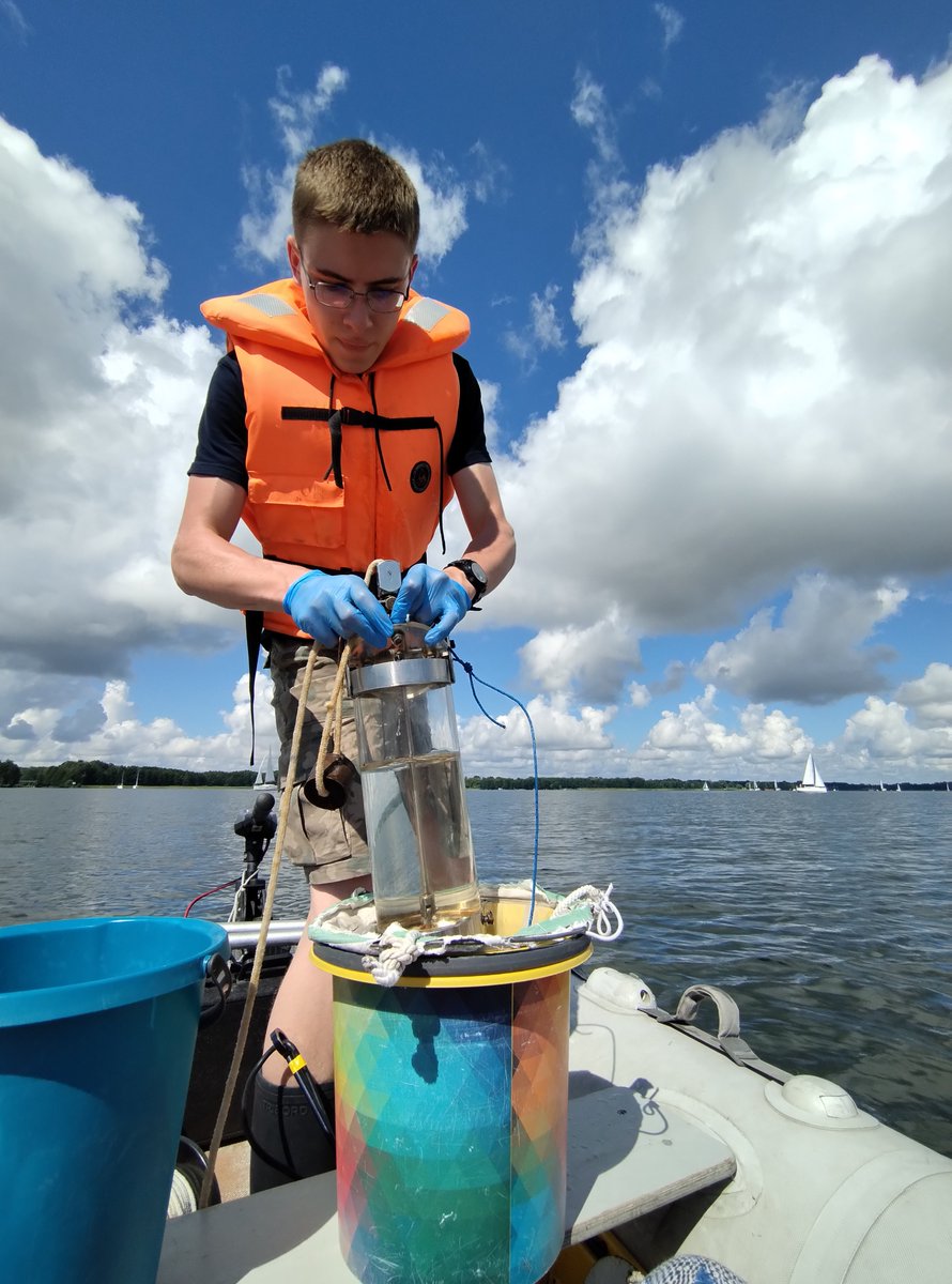 ania_karnkowska's tweet photo. Summertime is sampling time! 🌊🚣‍♀️🦠
We’ve been out collecting samples from lakes, ponds, and peat bogs to study #protist-bacteria #symbioses for our new projects. Now it’s lab time - fingers crossed for some exciting discoveries! 🔬🤞
@NCN_PL https://t.co/FNJ2pE2Vmv