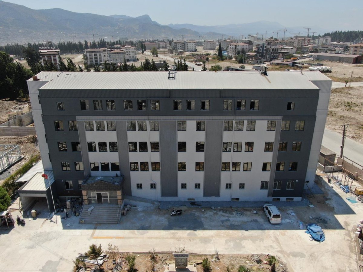 İl Müdürlüğümüz, eski adresinde yenilenen yüzüyle hizmet vermeye başlamıştır.

#hataymem
#EğitimHatayaNefesOluyor