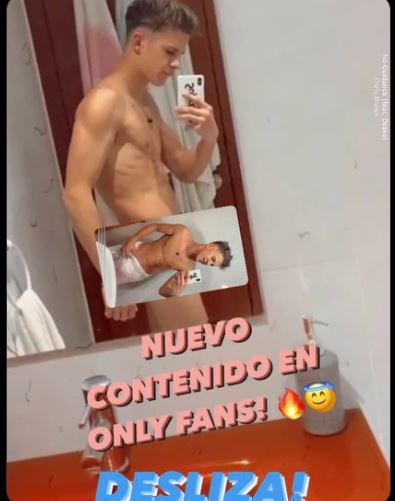 CliffordEd86477's tweet photo. es tendencia 🙀 ¿qué ha hecho esta vez? 
pack de zazuapo , zazuapo fotos , reynita fotos
https://t.co/vYWU77dmAH
https://t.co/JLEIpBAU54 https://t.co/by50rBOuGj