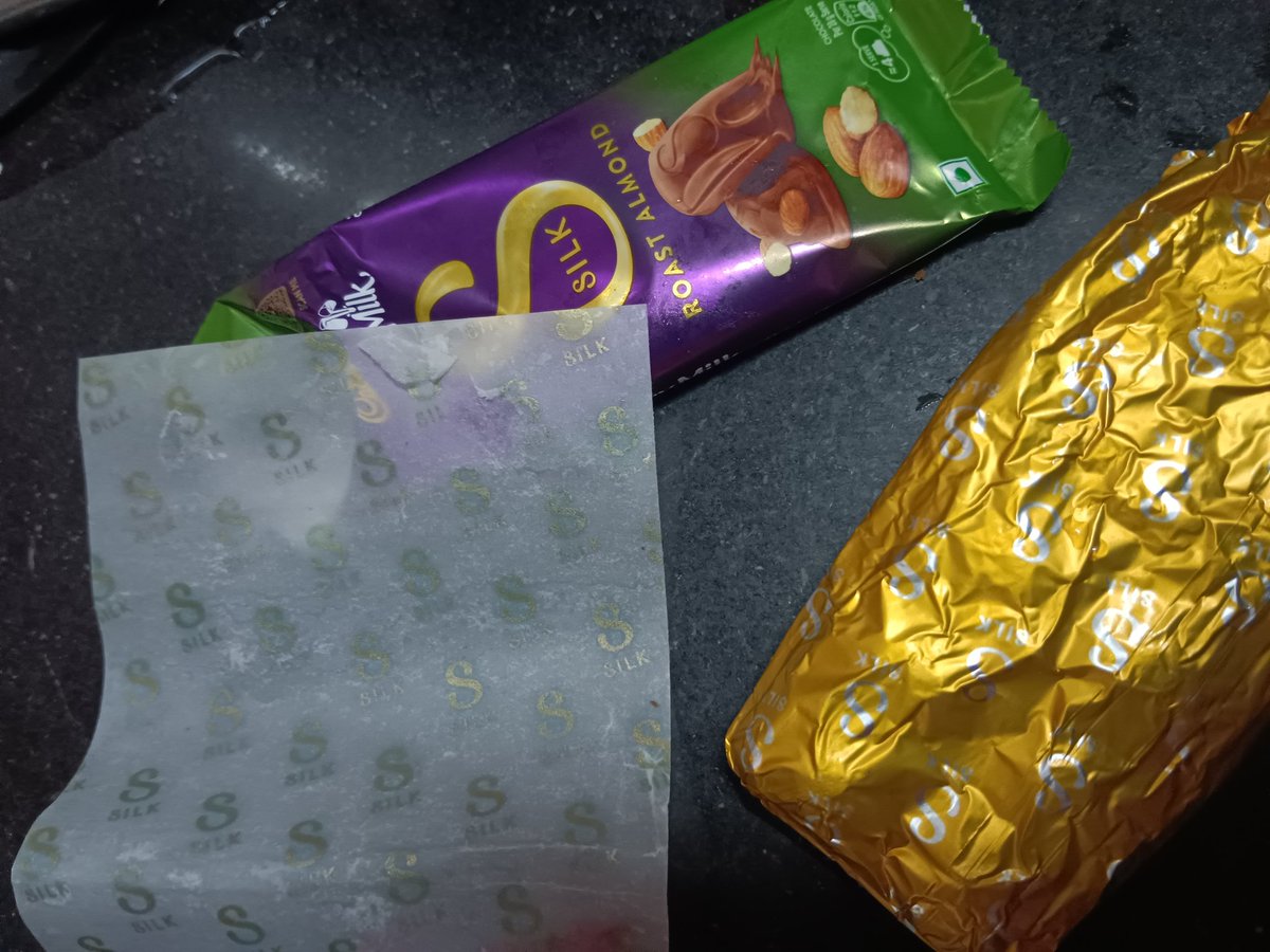 MALAYSHAH3's tweet photo. Was looking forward to a sweet Raksha Bandhan with Dairy Milk Silk for my sister, but it turned out to be a disappointment It was bitter &amp; seemed contaminated with castor oil.Inner white wrapper &amp; was sticky with oil and had a foul odor.  @CadburyIndia @DairyMilkIn  @cadburysilk https://t.co/O3eUWwVcfN