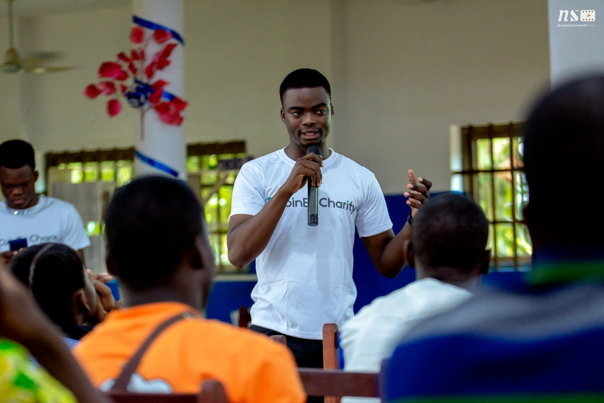 coinexcom's tweet photo. Last week, we had the pleasure of hosting a lecture &amp; sharing in #Benin🇧🇯, where over 50 students joined us! 💕 We introduced the CoinEx eco, covered the basics of #crypto trading, &amp; held a fruitful Q&amp;A session.💡

#CoinExShape #CoinExCharity @CoinExCharity https://t.co/Yyd2JxoEiq