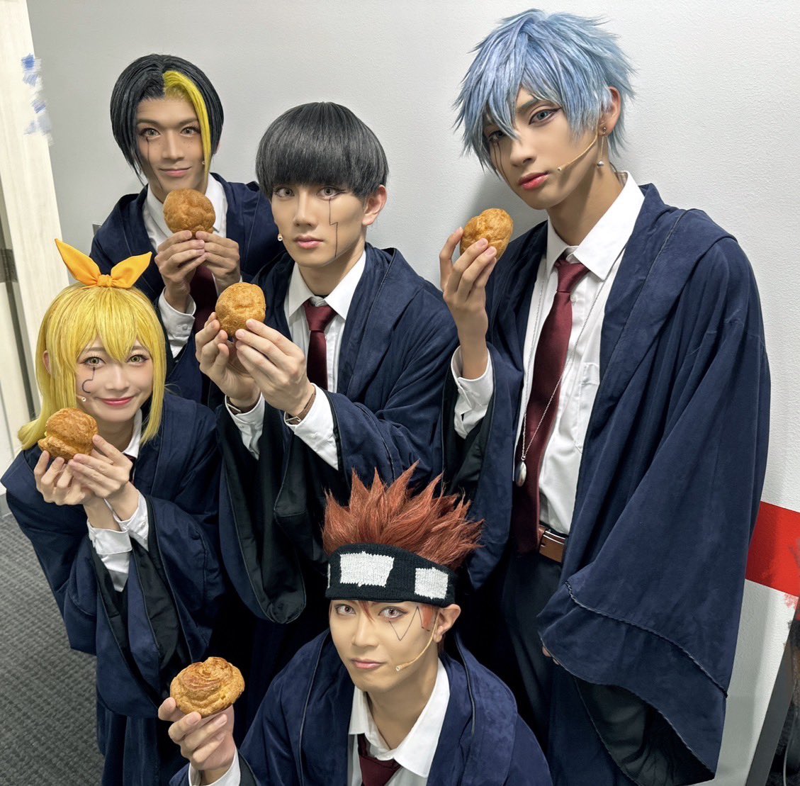 seitarou_yogayo's tweet photo. 「マッシュル-MASHLE-」THE STAGE 2.5
大千秋楽ありがとうございました！

今回の作品を通して、一皮むけたいやそれ以上に成長できたと自分の中では思ってます。そう成長させてくださったのが先輩の皆さんです。
本当に大好きです。
 
また、皆さんと出会える機会が来たらいいな。

 #マシュステ https://t.co/pc2bpHNLkQ