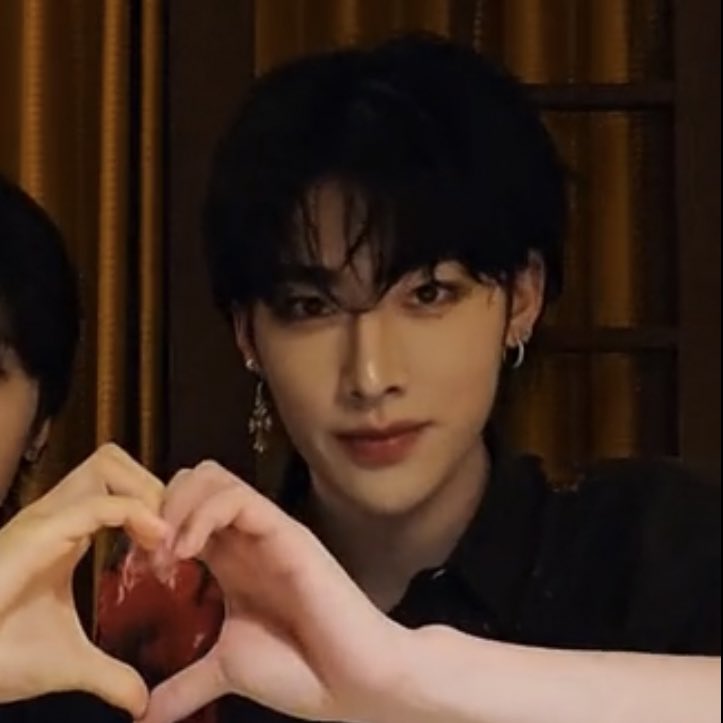 중국남자얼굴존나만세