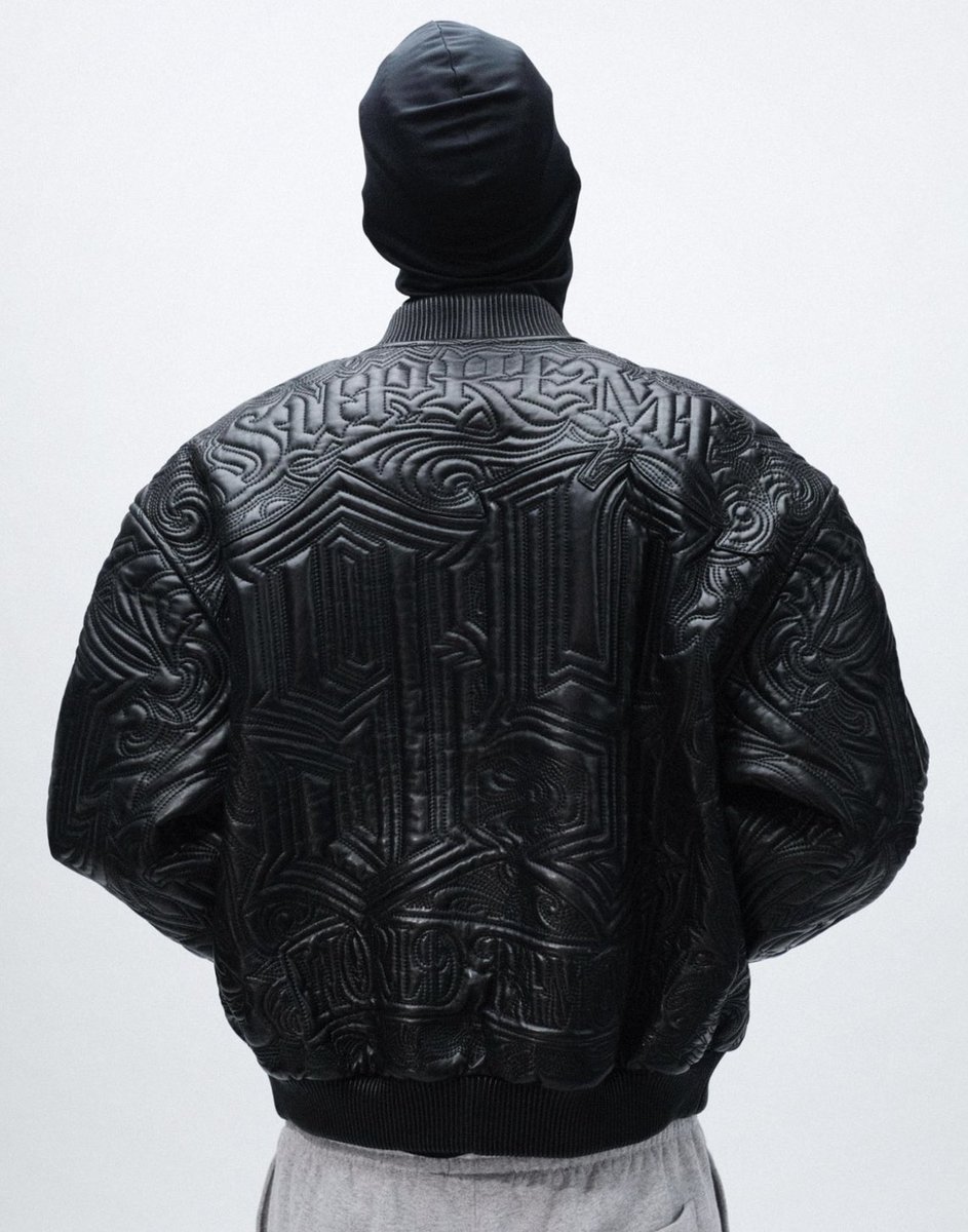 StreetFashion01's tweet photo. Supreme FW24 Outerwear!🖤 https://t.co/qkkp6cJSzJ