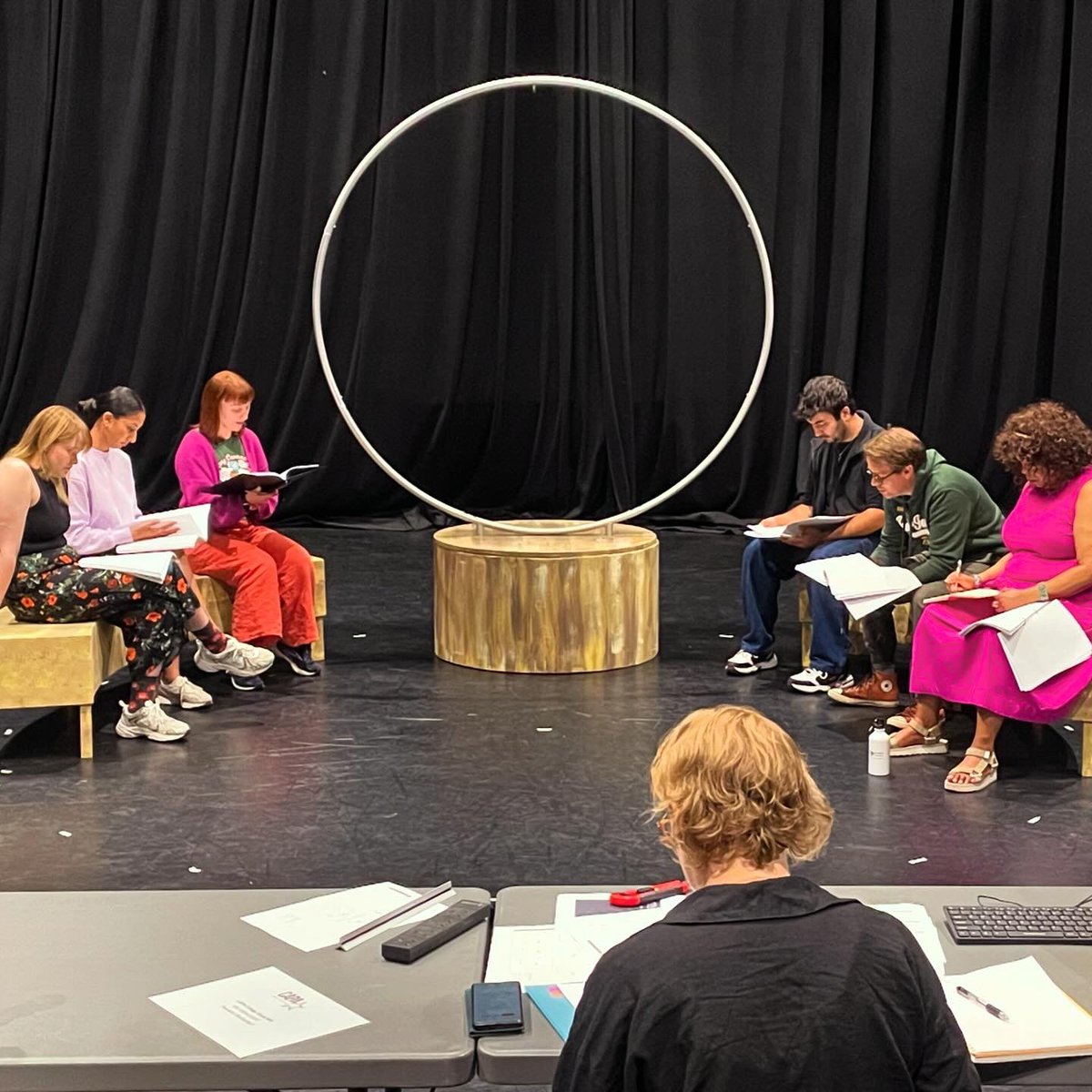 Red Ladder (@redladder) on Twitter photo First day of #Sanctuary rehearsals <a href="/CAPACOLLEGE/">CAPA College</a> š¤©
First read through.
One month to go - eep!
Book now redladder.co.uk/whatson/sanctu⦠First day of #Sanctuary rehearsals <a href="/CAPACOLLEGE/">CAPA College</a> š¤©
First read through.
One month to go - eep!
Book now redladder.co.uk/whatson/sanctuā¦