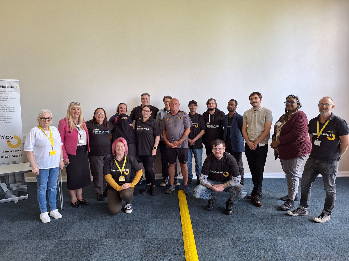R_Potential's tweet photo. A huge congratulations to our Walsall #Returneeship and #Startship learners for completing their course!
Best of luck on your next steps, gang!
@JCPinWestMids @WestMids_CA https://t.co/6Ekwj2QuTH