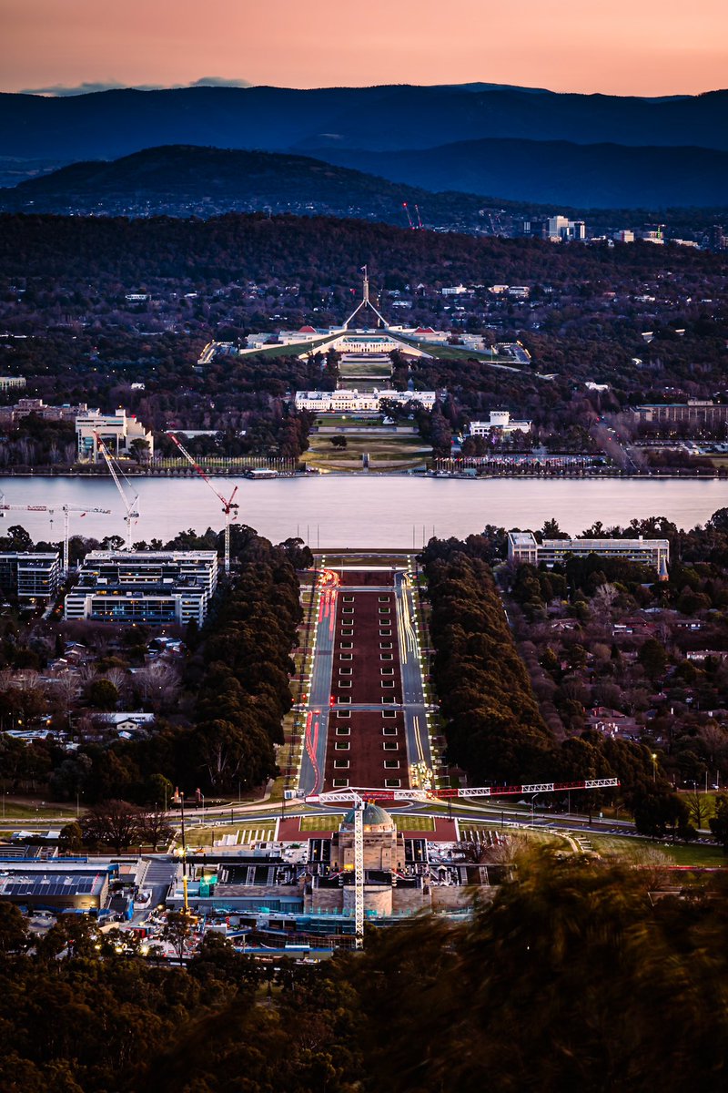javanng's tweet photo. Seeing Canberra from new heights at Mount Ainslie Lookout.
#visitcanberra #mountainslielookout #canberra #australia #capitalcity #seeaustralia #citybestviews #travelwithme https://t.co/9uMHGVGchv