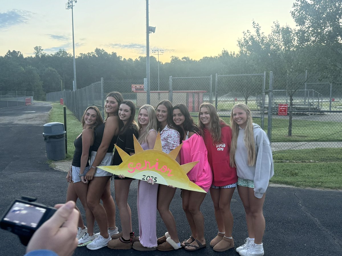 Brian Hahn tweet media