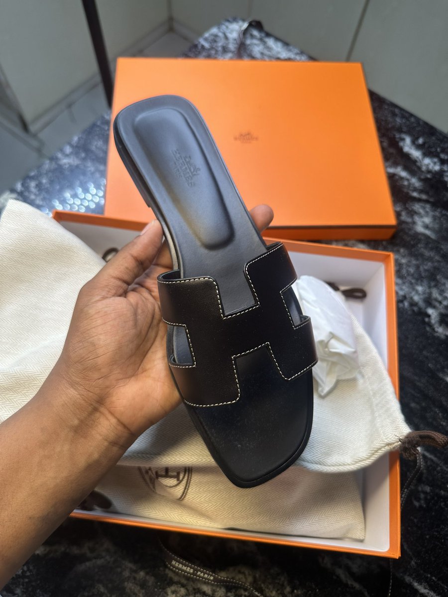 sholly_babe's tweet photo. Authentic only - Shoppingwithdorcas on IG https://t.co/GsA3f4Dbm6