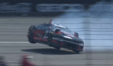 KyleNoelWx's tweet image. So... I'm not a physicist, but I am a meteorologist. After watching @CoreyLaJoie's blowover, I went to check out the nearest @NWS ASOS weather station (which is at Lenawee County Airport). Winds were blowing from the north at 15 mph consistently with gusts up to 29 mph. #NASCAR