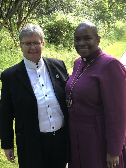 I found out I had ovarian cancer not long after this photo was taken trying to get my hair to go back Gray. My friend says I look like an iron aged pig with curly hair 😂