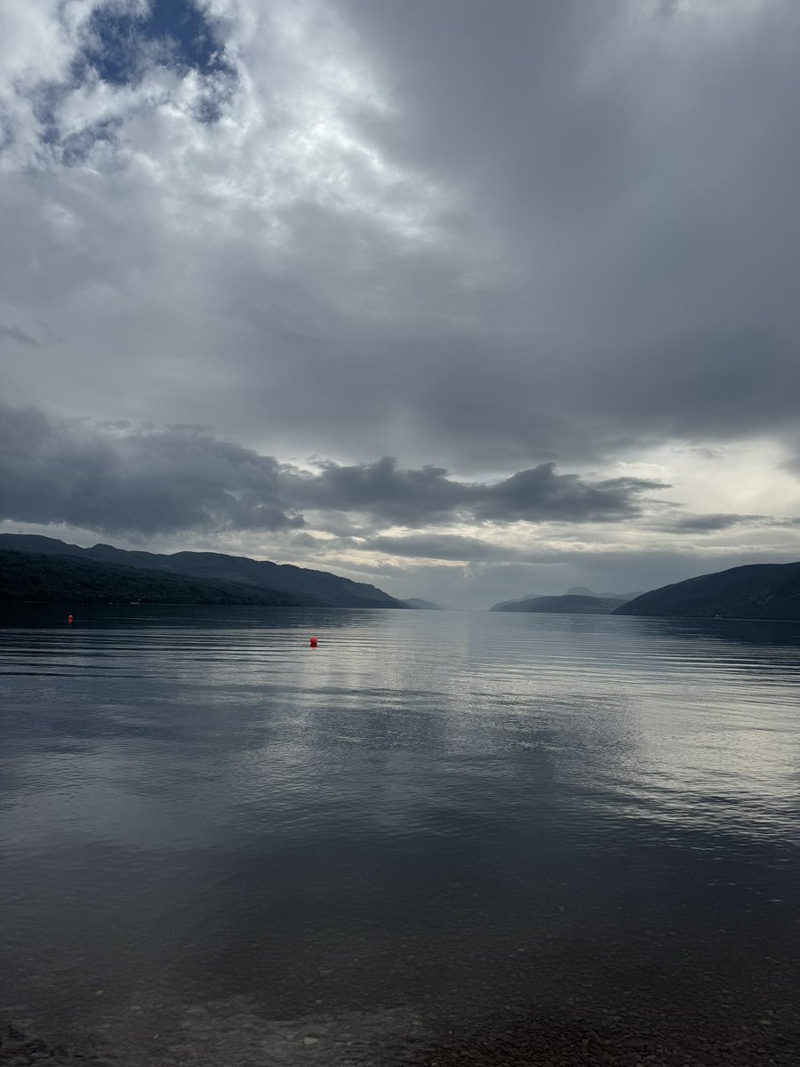Gold assessed day 3 the girls have paddled the rest of Loch Ness and are setting up wild camp for final push to Inverness tomorrow 🛶🛶🛶💪💪💪🌈👏👏👏