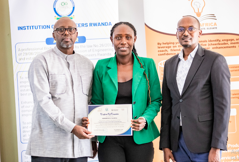 tasksafrica's tweet image. Concluded a fulfilling training program with our second cohort of engineers. Equipped them with essential communication skills to excel in their careers. #skillsdevelopment #engineertraining #lastday #cohort2