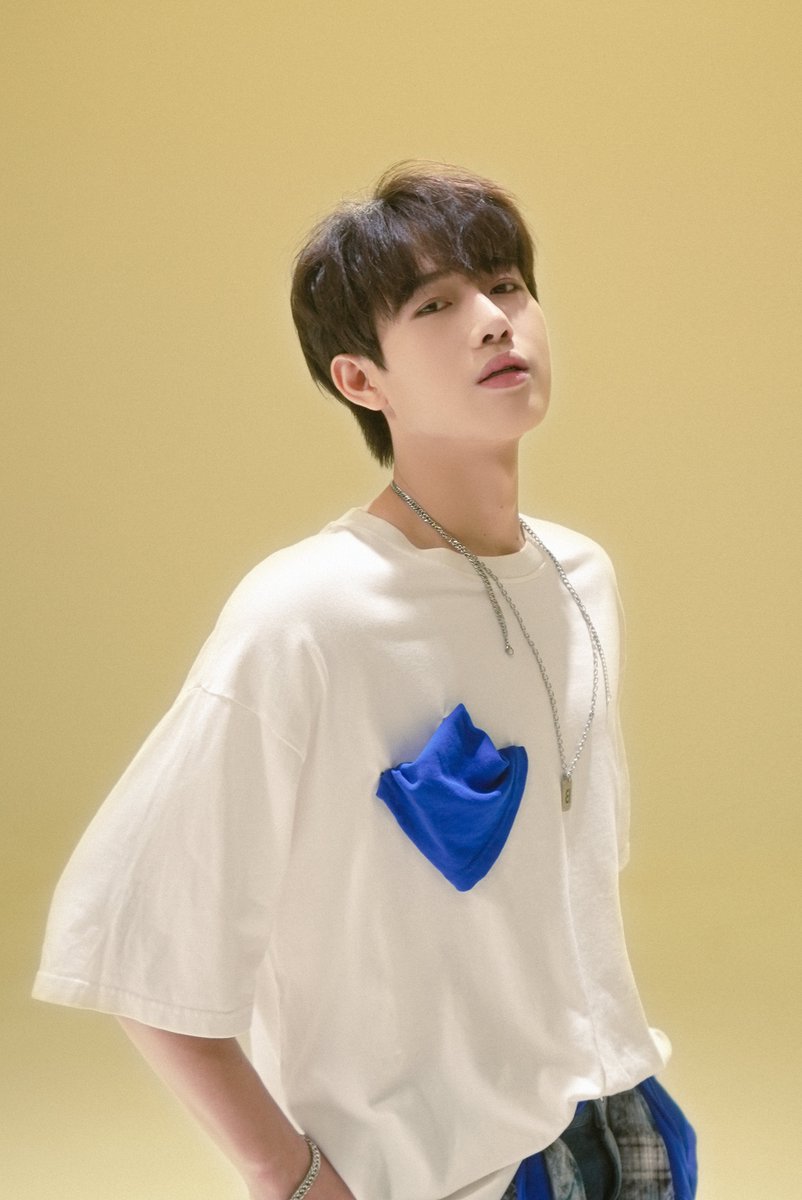 [#ĐôNGQUANProject][#QUANChoreo]
HồĐôNGQUAN 'Dance Project' Personal Photo

🔓 18:00 23.08.2024 ICT

#HồĐôNGQUAN #HODONGQUAN