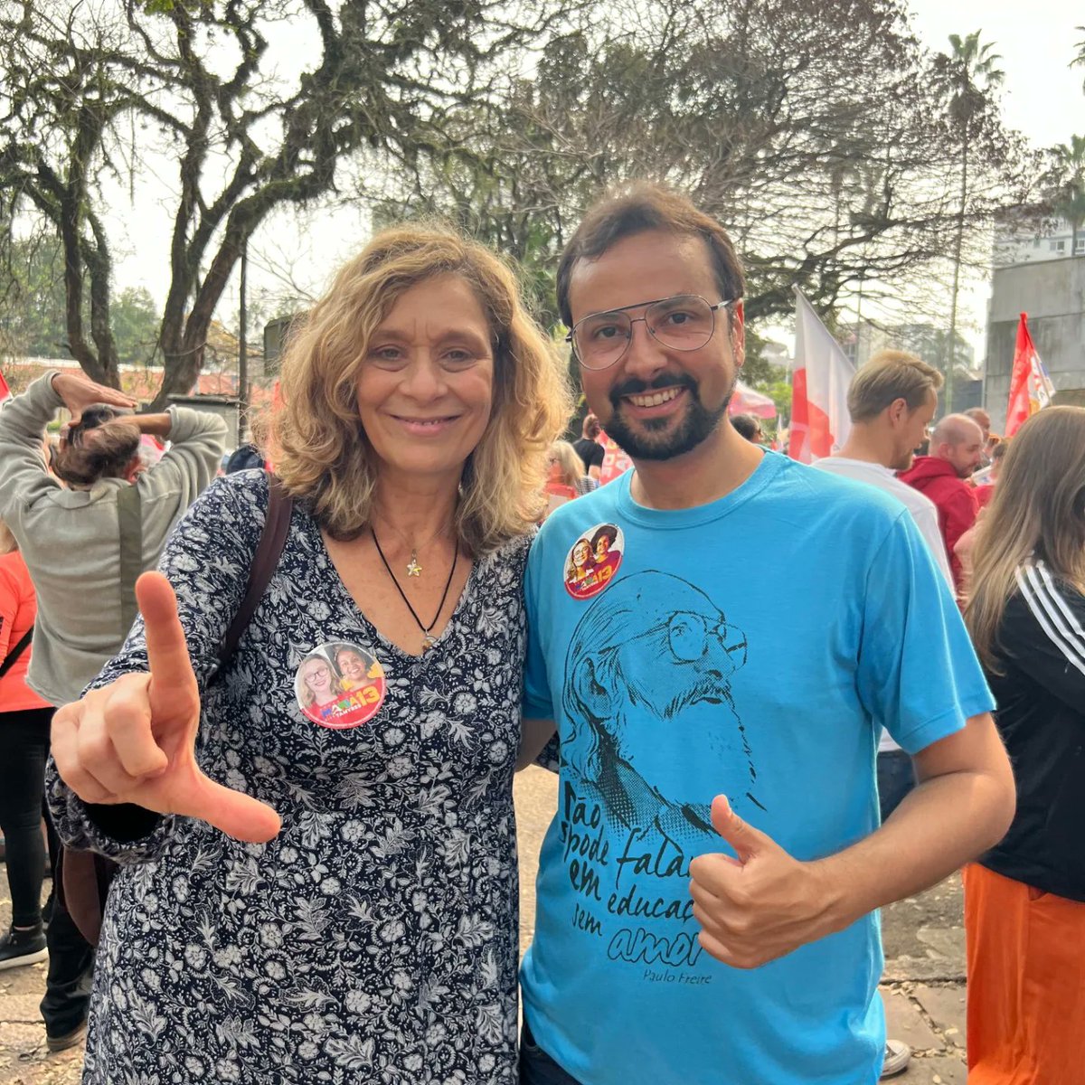 sofiacavedonPT's tweet photo. Neste domingo, a Redenção se encheu de esperança para mudar Porto Alegre com @mariadorosario e @TamyresPsol. Vamos juntas e juntos mudar o rumo da nossa cidade! 💜 https://t.co/RDyX07qSjk