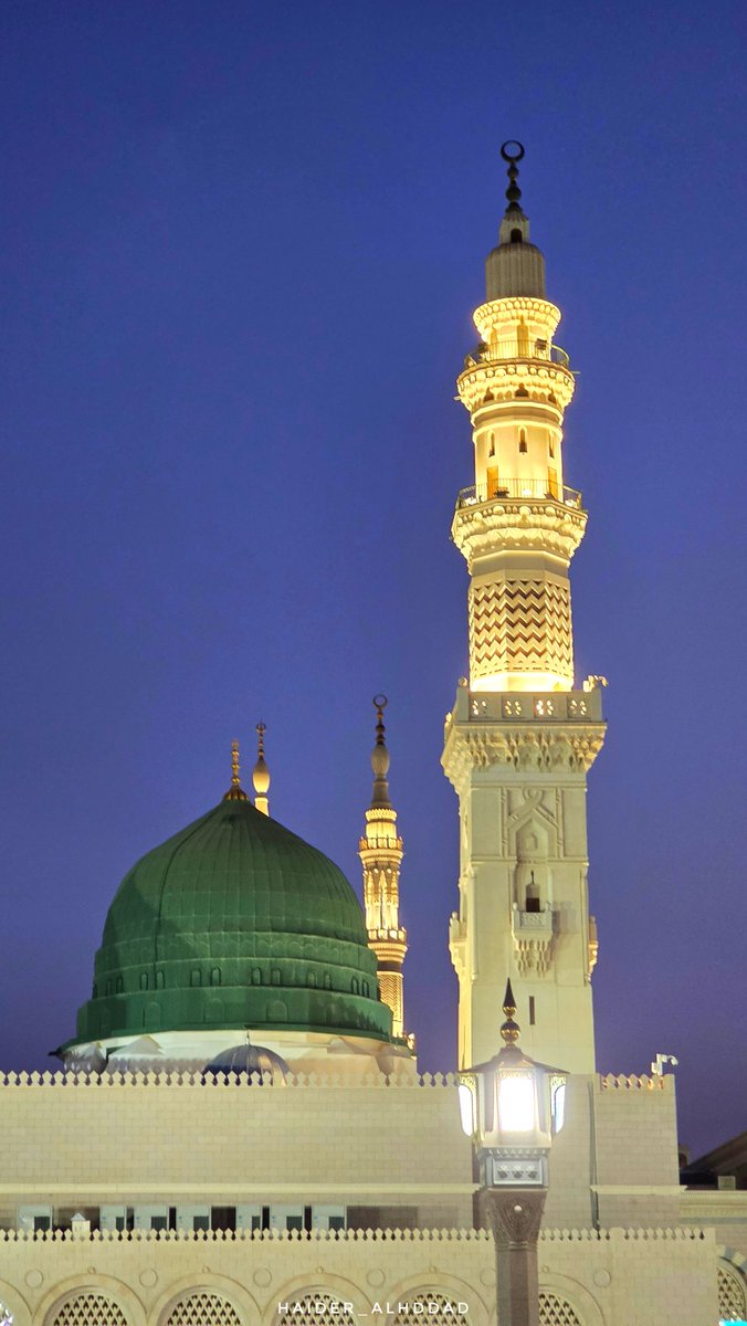 Haider_ab9as's tweet photo. #اليوم_العالمي_للتصوير
الحرم النبوي الشريف https://t.co/rrRTdtv1sJ