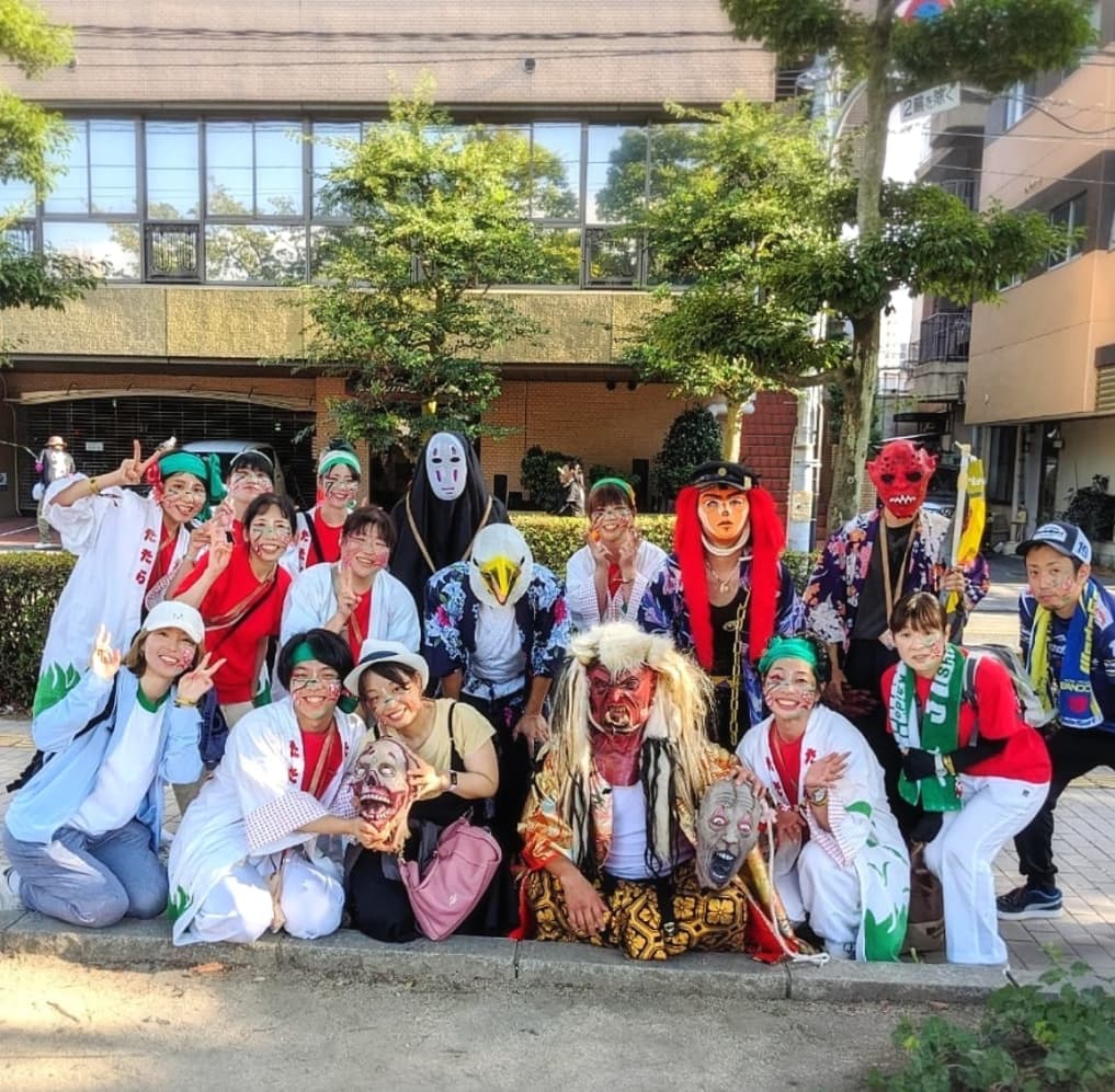 tatara_wind's tweet photo. タペストリーでも演舞場でも素敵なご縁をありがとうございました！！✨
#うらじゃ
#幻創 さん
#嘩舞鬼 さん
#多々楽 https://t.co/9aqeNJwbTA