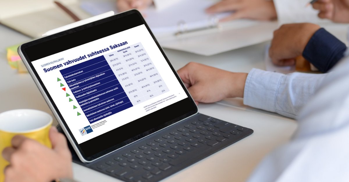 💡Yrityskyselymme 2024 tulos: Suomea pidetään sekä työvoimakustannuksissa että ammattitaitoisen työvoiman saatavuudessa Saksaa kilpailukykyisempänä. Tosin ulkomaisen ammattitaitoisen työvoiman maahanmuuton esteitä olisi purettava. Lue lisää: ahkfinnland.de/fi/tietopankki…