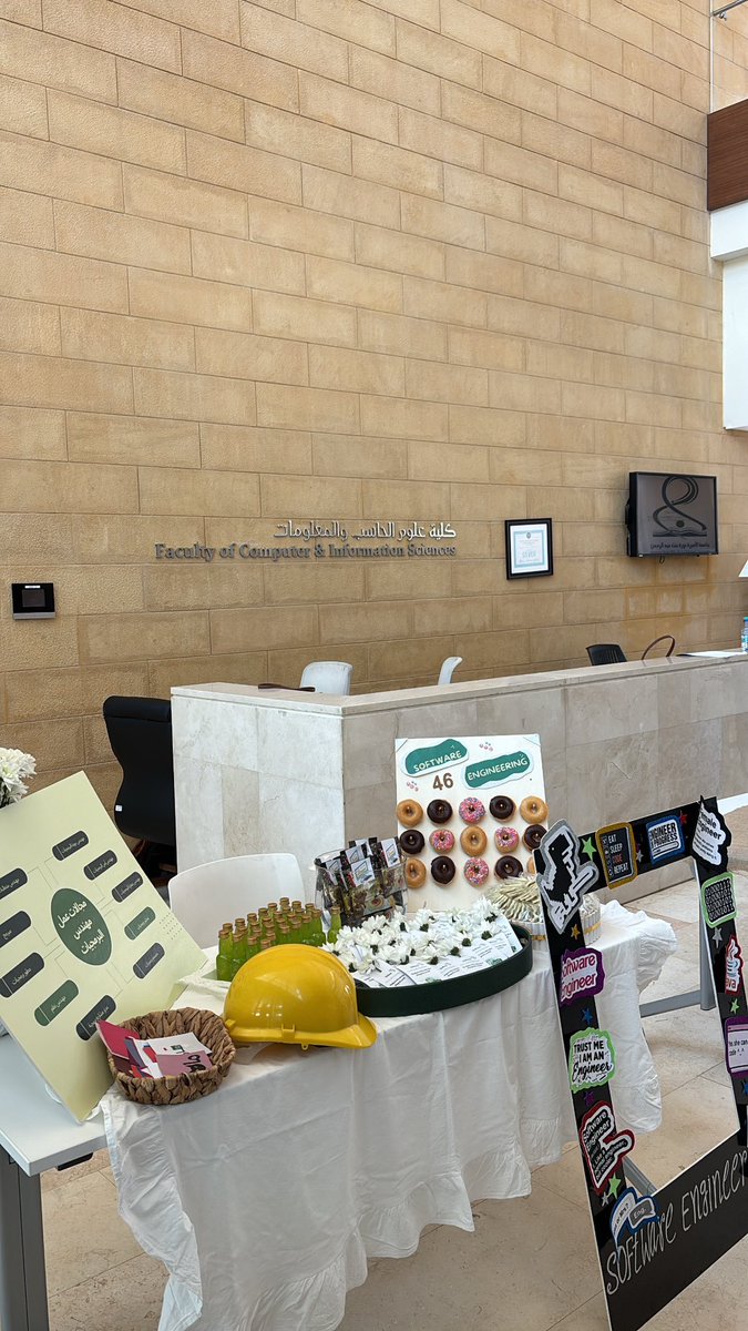 AjwanAlomar's tweet image. لقاء دفعتنا الثانية 🤩

نورتو مهندساااتنا 💕💕💕💕💕

#pnu