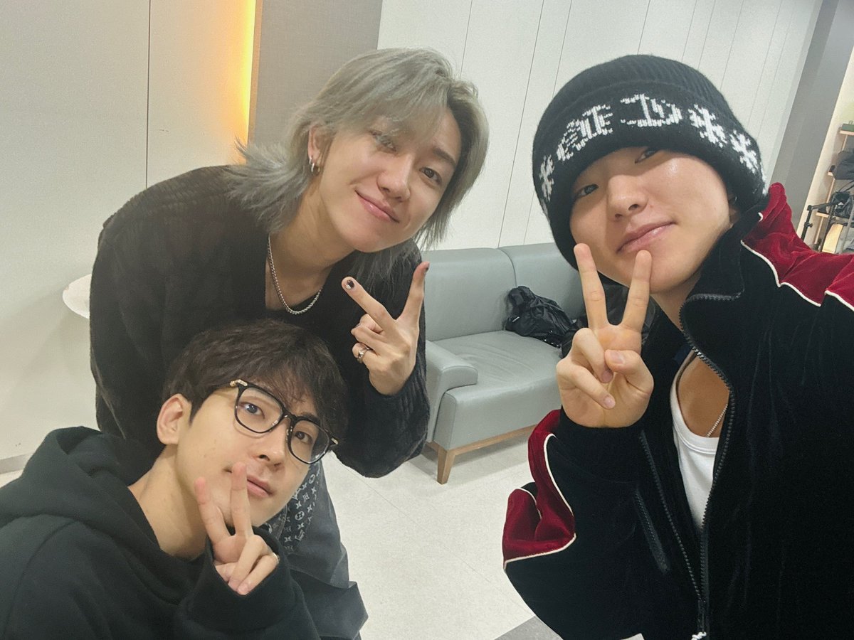 heybabydeul's tweet photo. 🤍 https://t.co/8TOhClWSaS