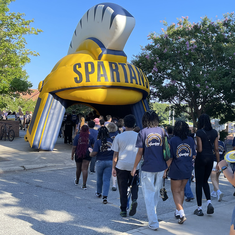 uncghhs's tweet photo. Who's ready for the start of school? We're excited to see so many new #Spartans at @UNCG. #Back2UNCG #NAV1GATE https://t.co/6MiAUiSzKp
